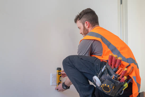 Best Local Electrician Companies  in Northlakes, NC